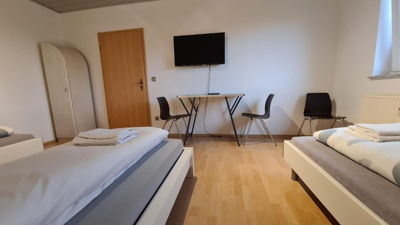 Schlafzimmer 1 Mit Top Aussicht Ueber Weilstetten Balingen Exterior photo